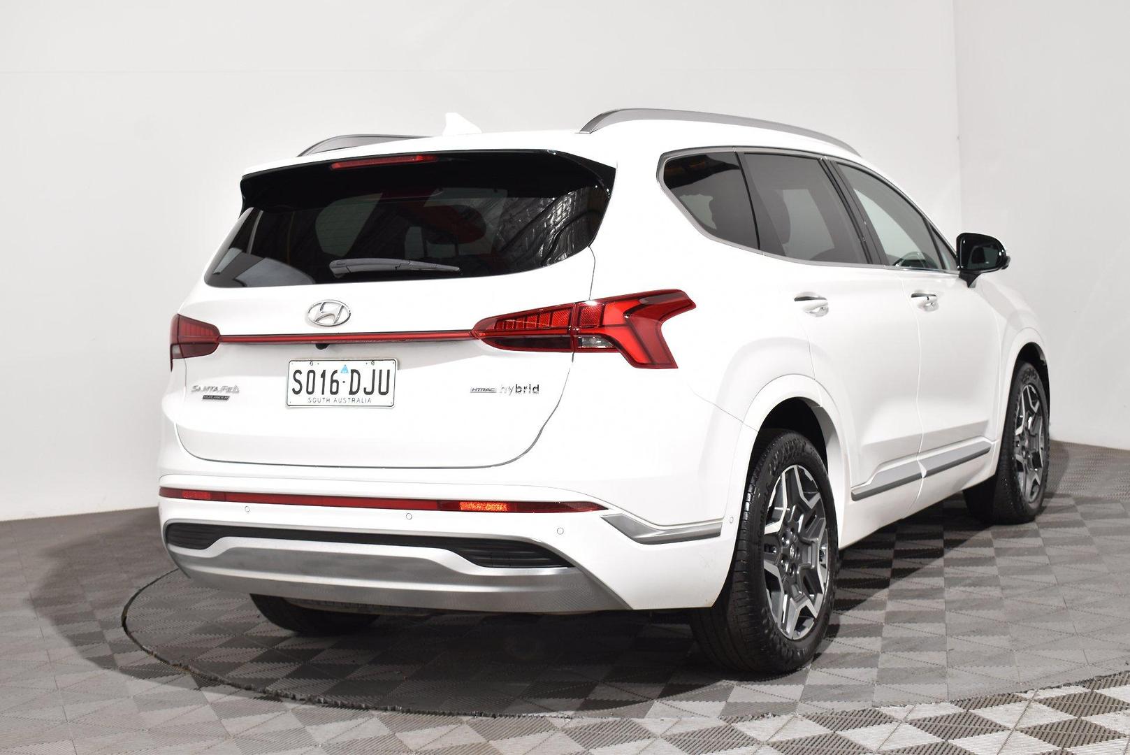 2023 Used Hyundai Santa Fe TM.V4 Hybrid Highlander SUV