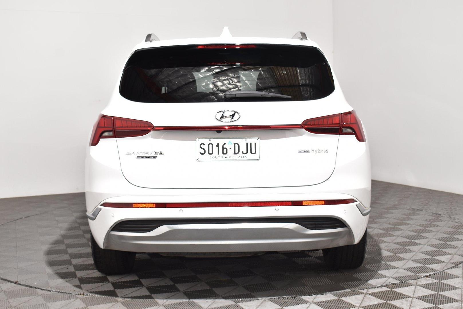 2023 Used Hyundai Santa Fe TM.V4 Hybrid Highlander SUV