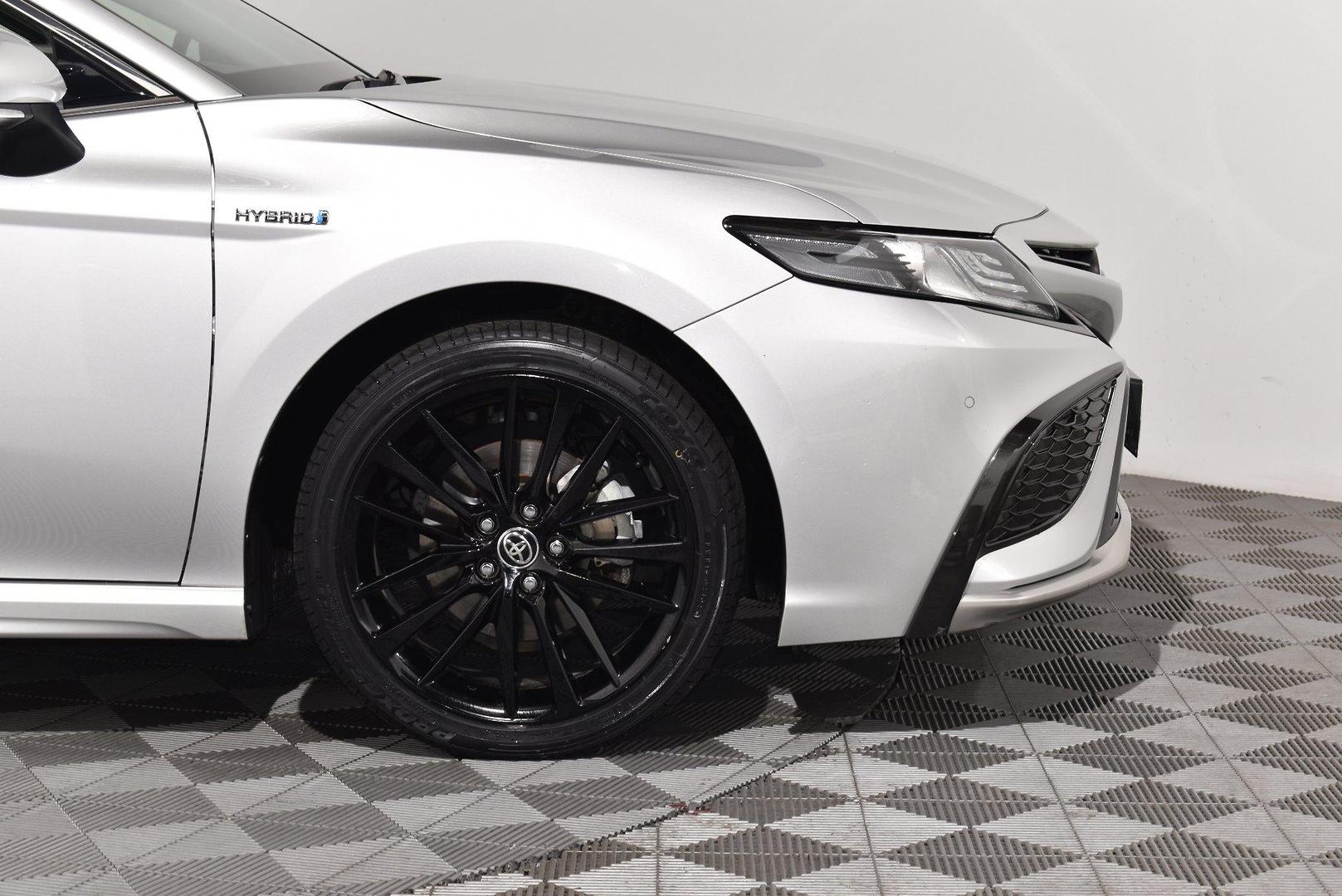 2021 Used Toyota Camry AXVH70R SX Sedan