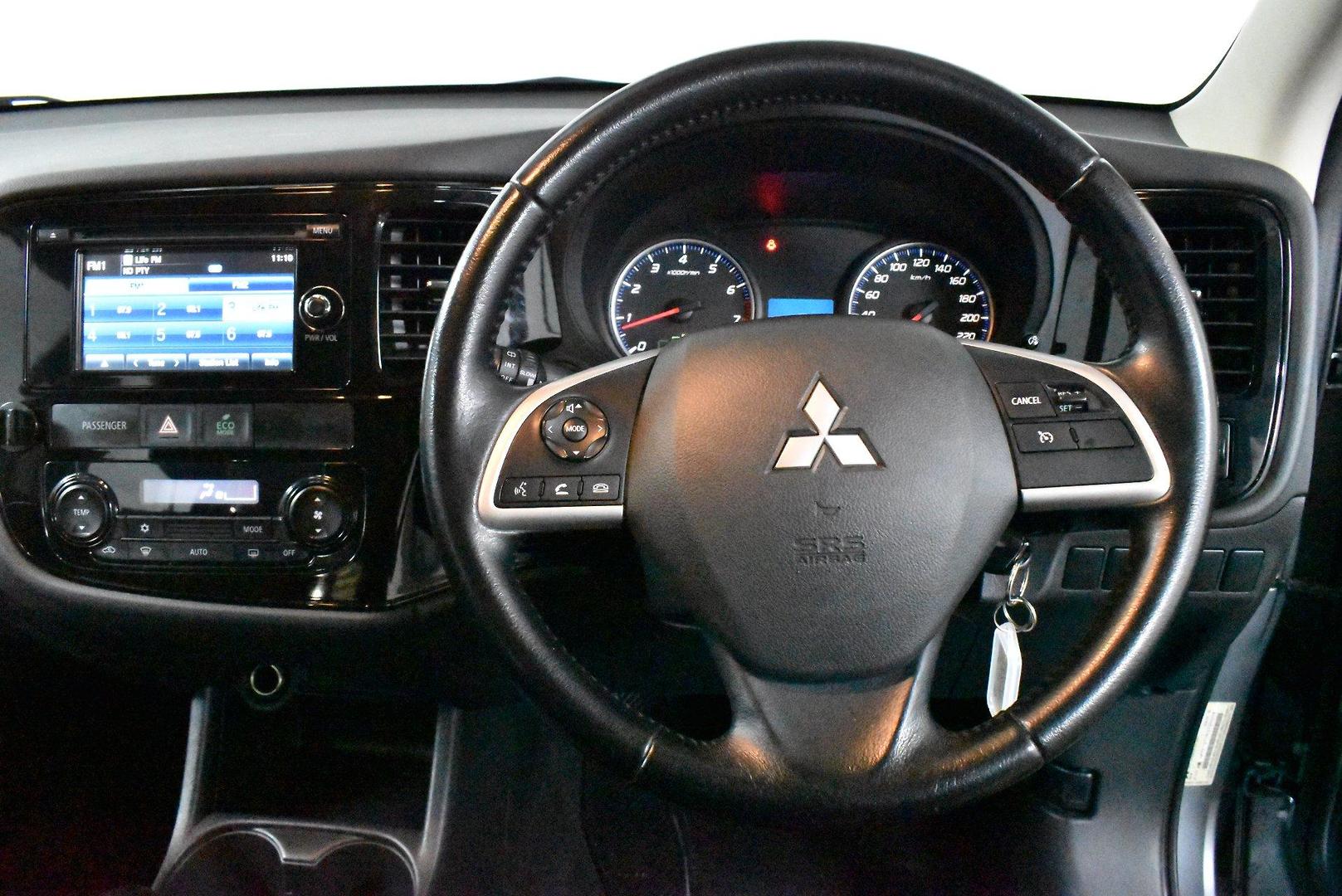 2014 Used Mitsubishi Outlander ZJ ES SUV