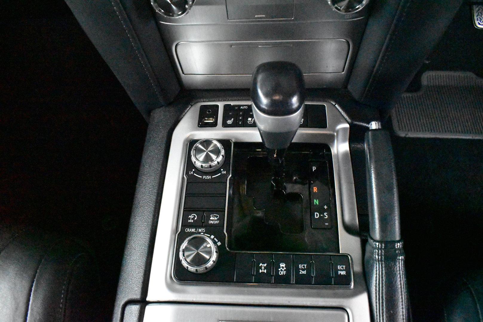 2020 Used Toyota Landcruiser VDJ200R Sahara SUV