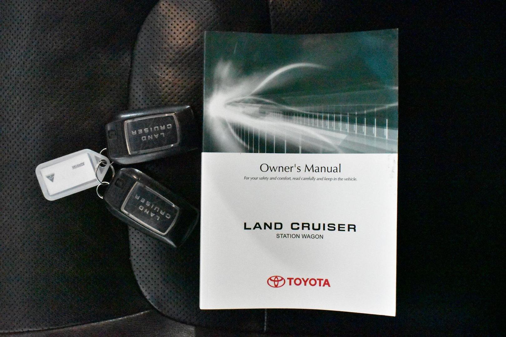 2020 Used Toyota Landcruiser VDJ200R Sahara SUV