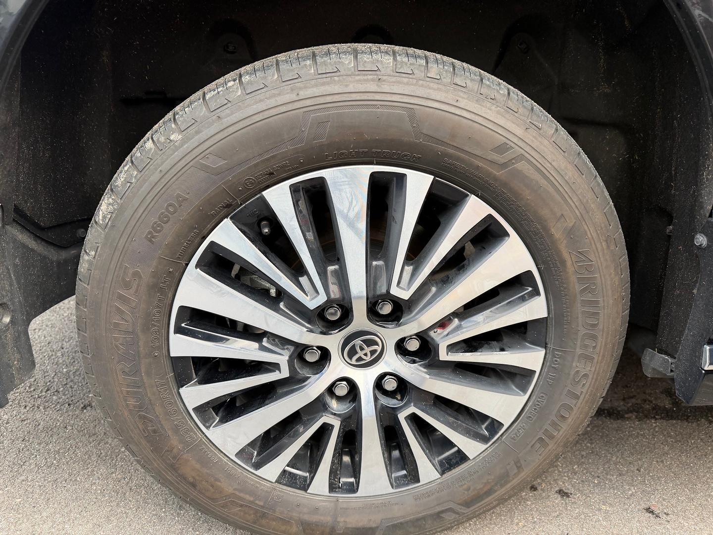 2024 Used Toyota Granvia GDH303R VX SUV