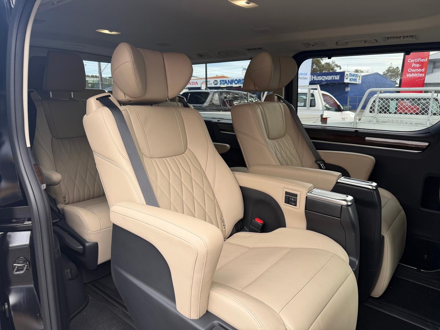2024 Used Toyota Granvia GDH303R VX SUV
