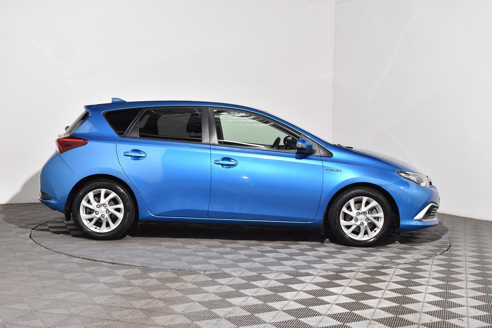 2016 Used Toyota Corolla ZWE186R Hybrid Hatchback