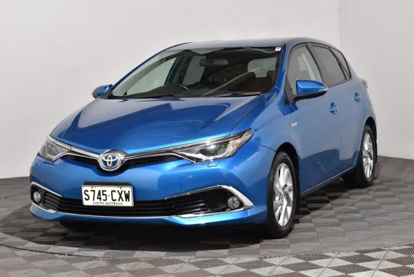2016 Used Toyota Corolla ZWE186R Hybrid Hatchback