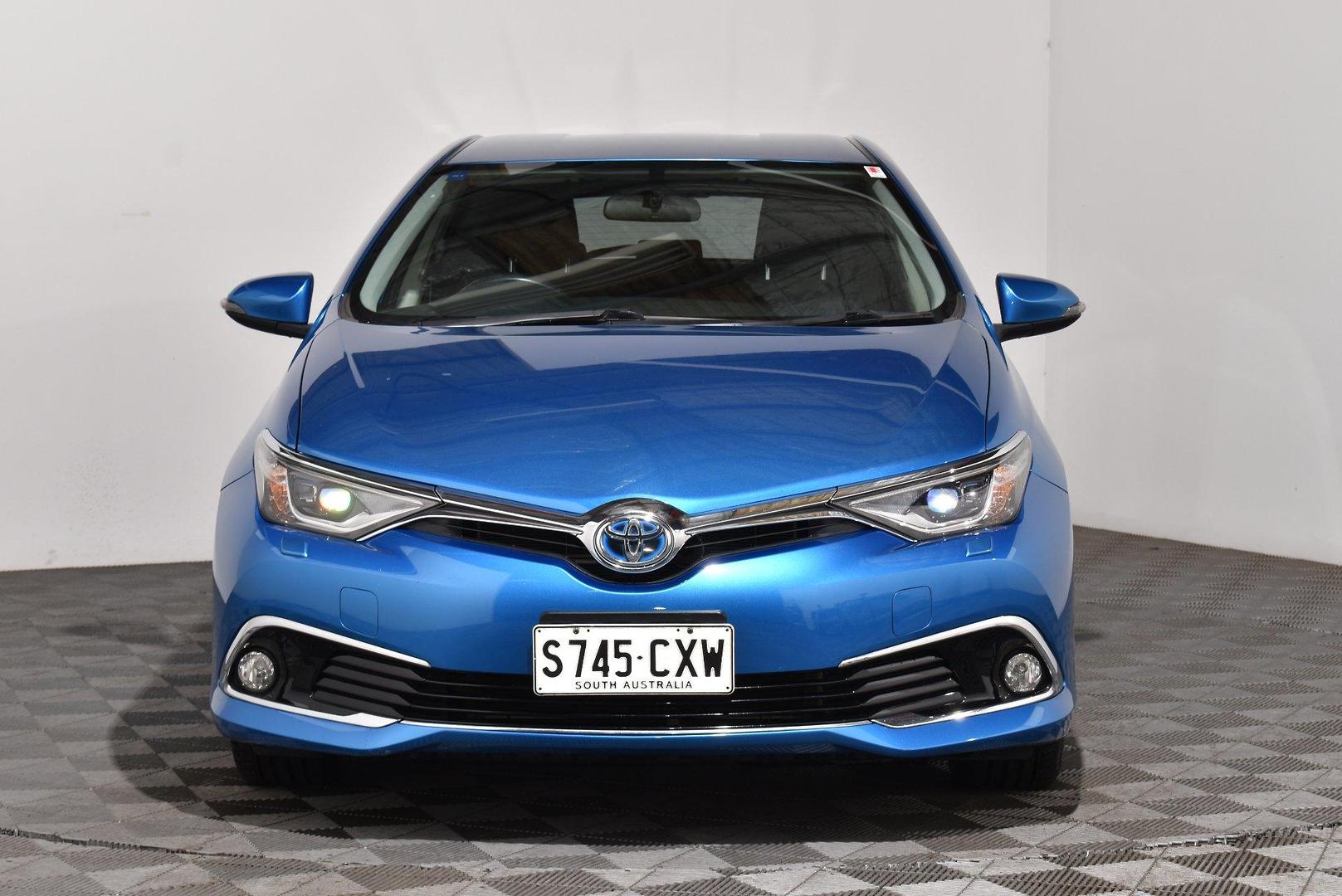 2016 Used Toyota Corolla ZWE186R Hybrid Hatchback