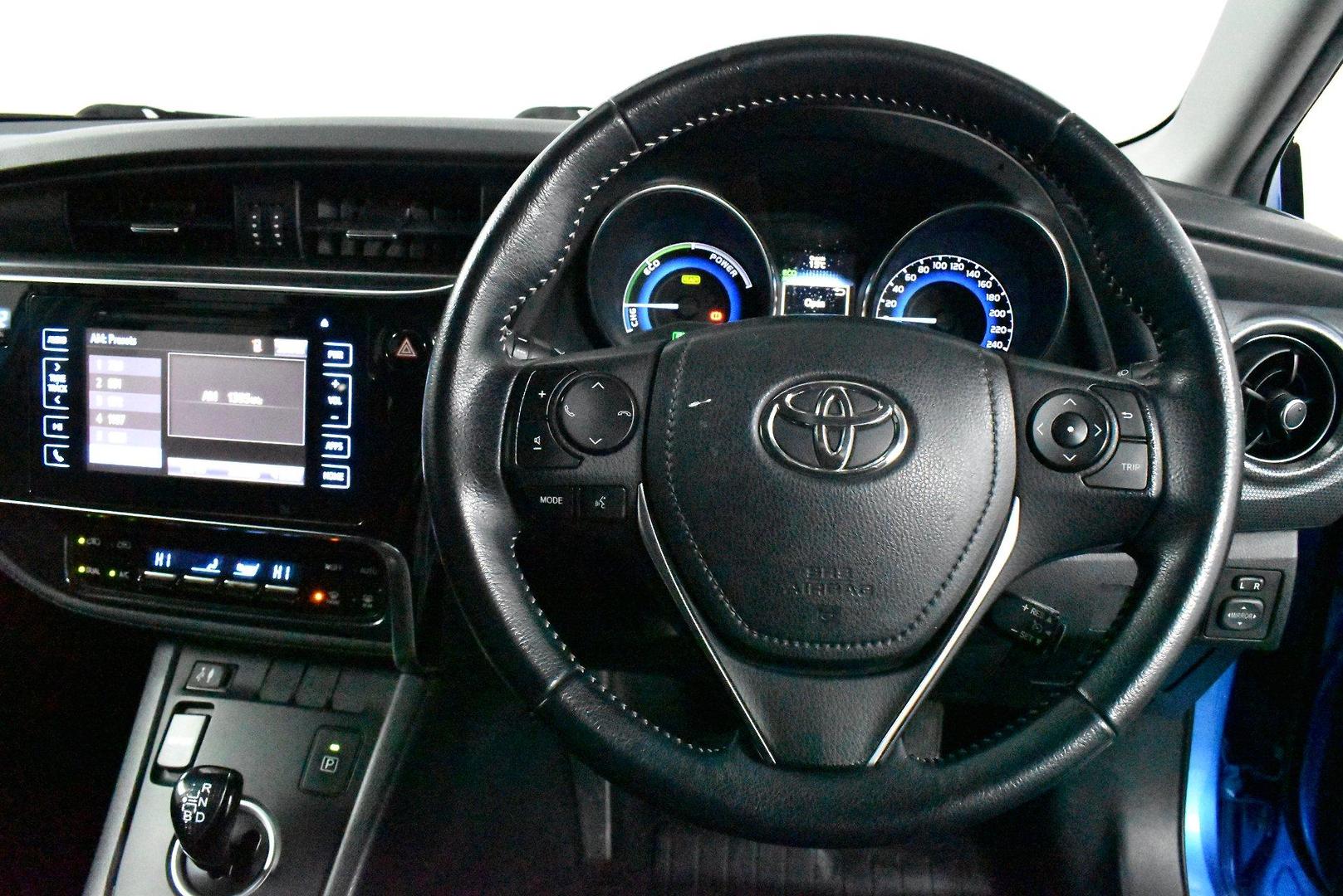 2016 Used Toyota Corolla ZWE186R Hybrid Hatchback