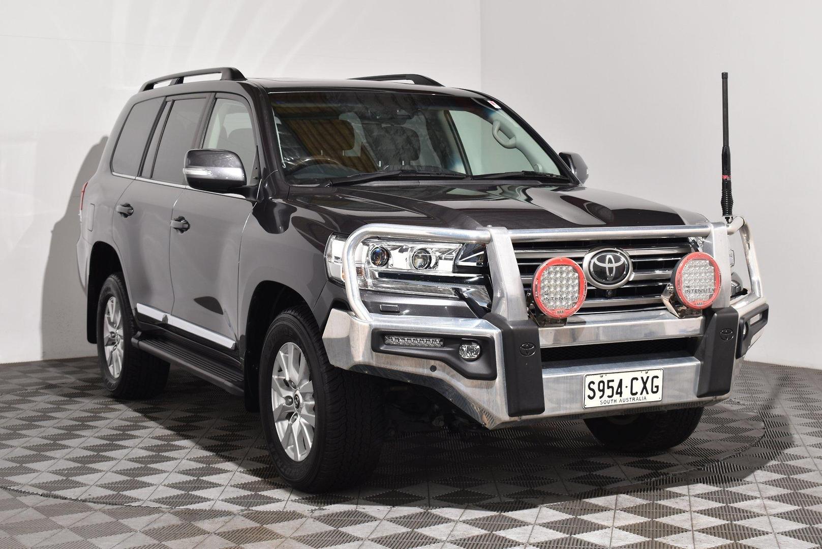 2018 Used Toyota Landcruiser VDJ200R Sahara SUV
