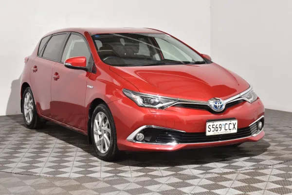 2017 Used Toyota Corolla ZWE186R Hybrid Hatchback