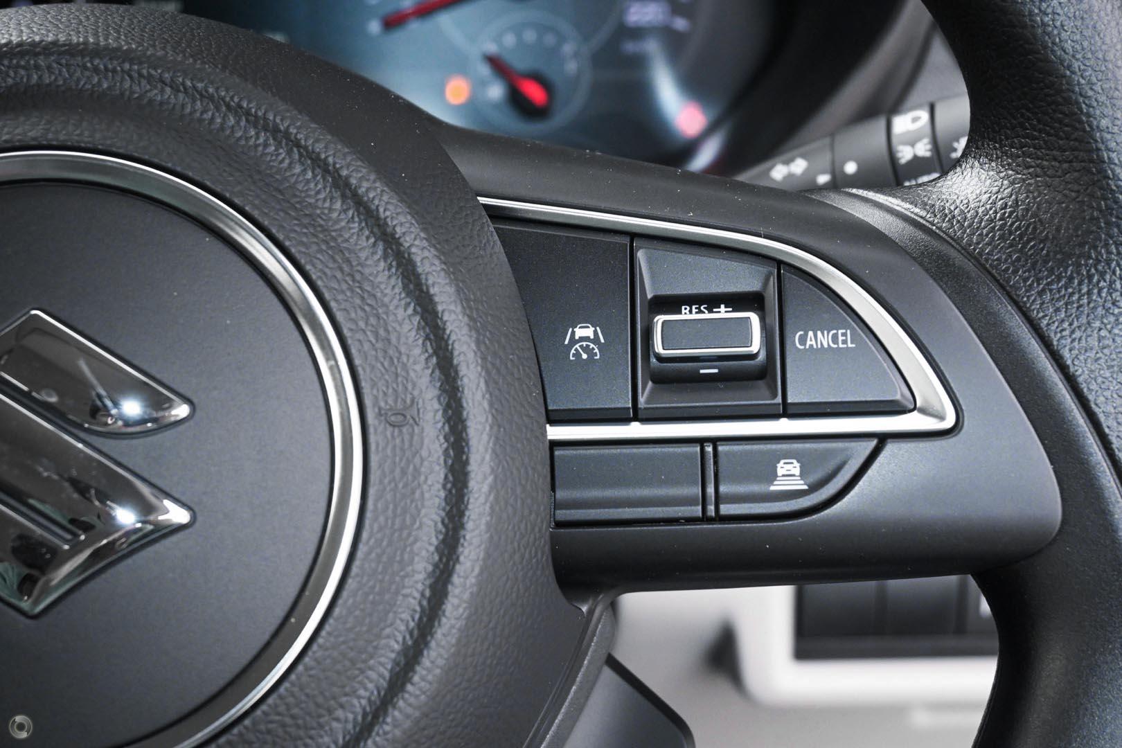 2025 New Suzuki Swift UZ Hybrid Hatchback