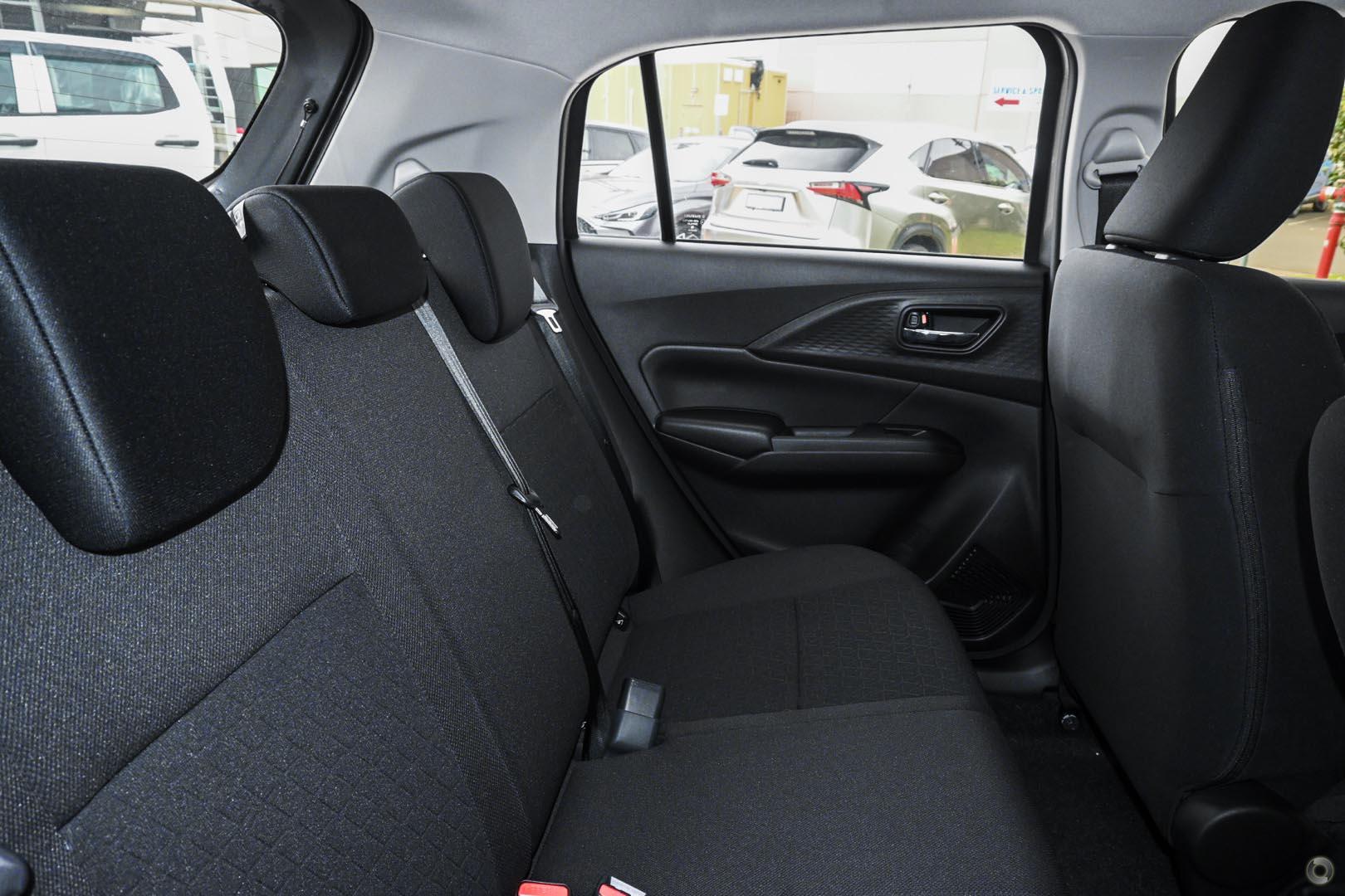 2025 New Suzuki Swift UZ Hybrid Hatchback